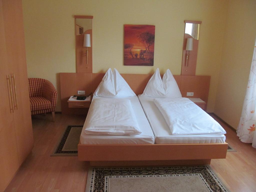 Hotel Freiensteinerhof Superior Sankt Peter-Freienstein Екстер'єр фото